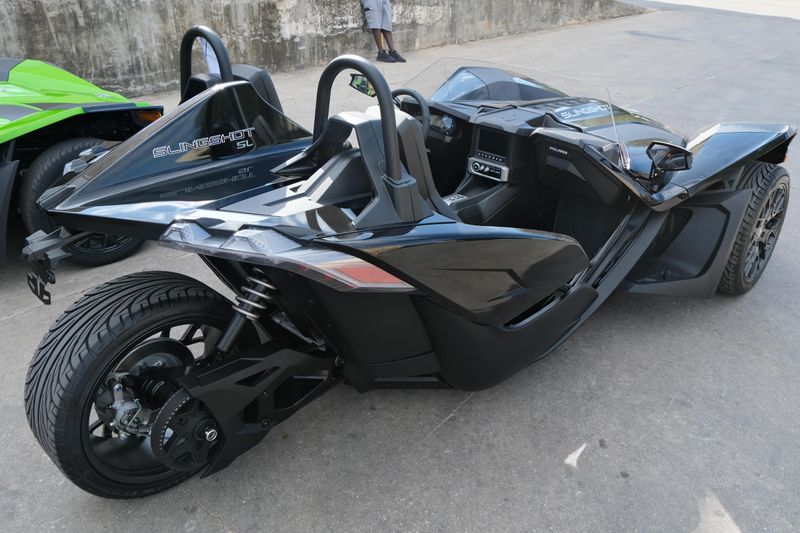 NEW 2025 POLARIS SLINGSHOT SL AUTODRIVE Image 3
