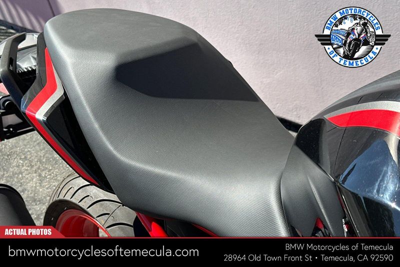 2025 BMW G 310 RImage 10