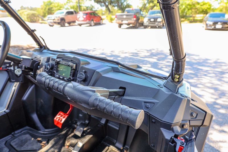 USED 2025 POLARIS RZR 200 EFI Image 4