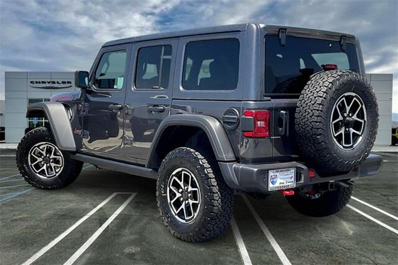 New 2025 Jeep Wrangler 4-door RubiconImage 2
