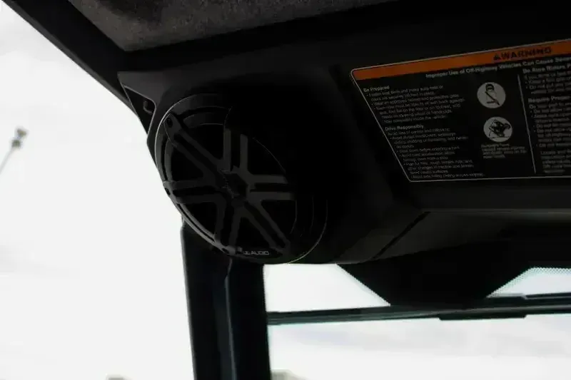 NEW 2026 CAN-AM DEFENDER MAX LIMITED CAB HD11 Image 14