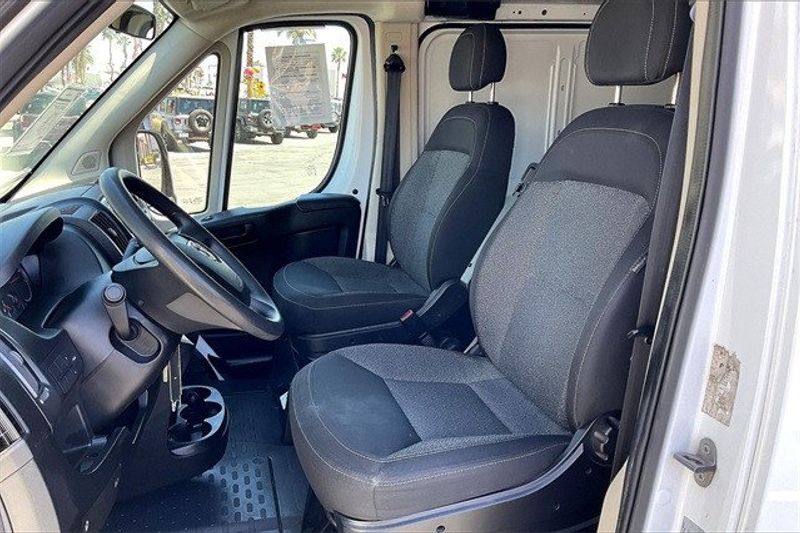 2017 RAM ProMaster 1500 Low RoofImage 23
