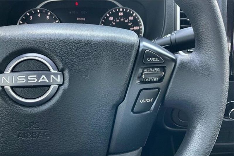 Used 2022 Nissan Frontier SVImage 19