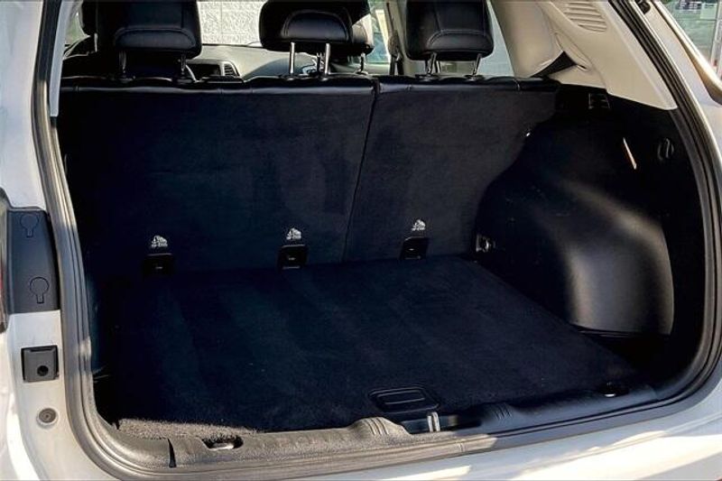 Used 2019 Jeep Compass LatitudeImage 34