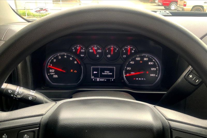 2022 Chevrolet Silverado 1500 Custom photo 19