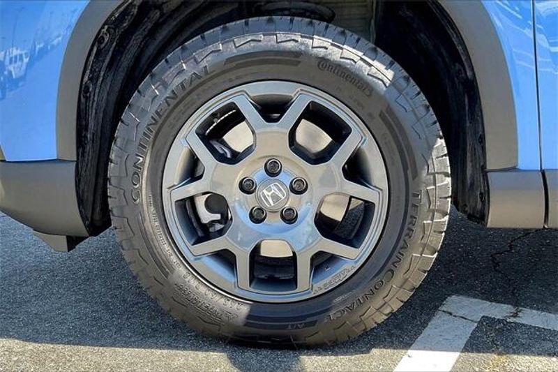 Used 2025 Honda Pilot TrailSportImage 8