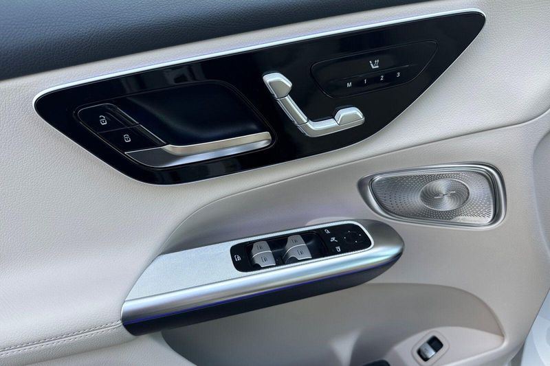 New 2026 Mercedes-Benz GLC-Class GLCGLC 300Image 9