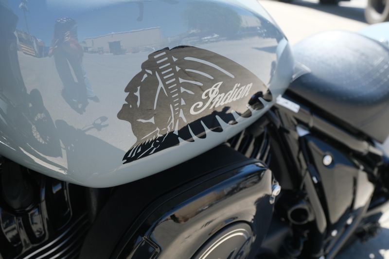 NEW 2025 INDIAN MOTORCYCLE CHIEF BOBBER DARK HORSE Image 20