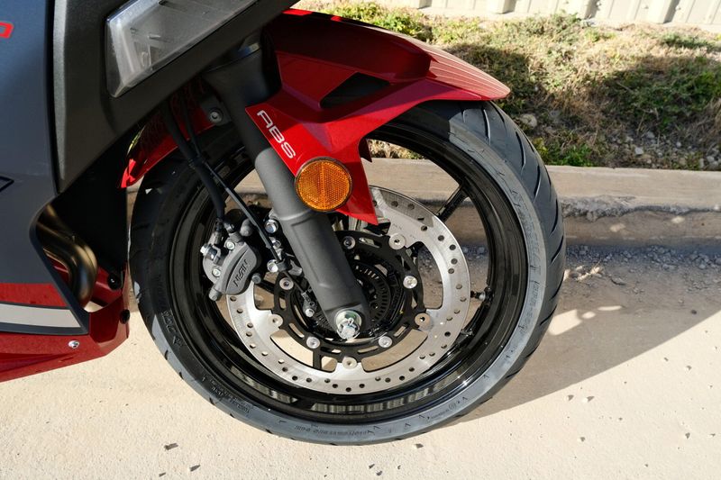 NEW 2026 KAWASAKI NINJA 500 ABS Image 4