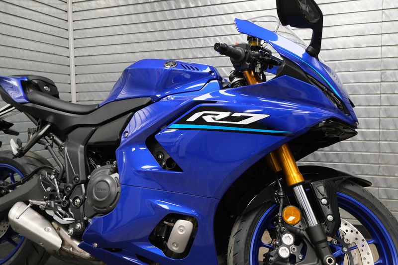 NEW 2026 YAMAHA YZF-R7 Image 11