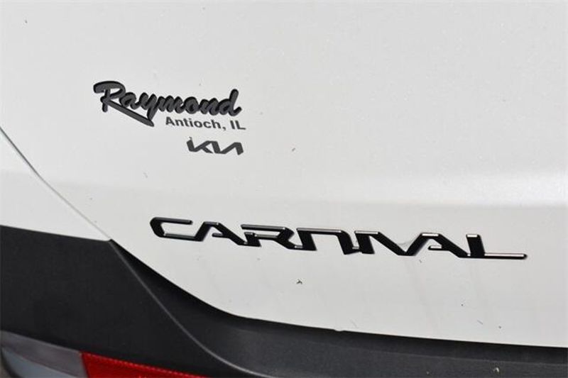 New 2025 Kia Carnival Hybrid SX PrestigeImage 17