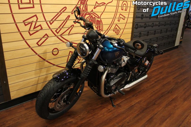 New 2026 Triumph Bobber Image 4