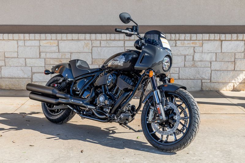 2024 INDIAN MOTORCYCLE SPORT CHIEF GRANITE GRAYImage 1