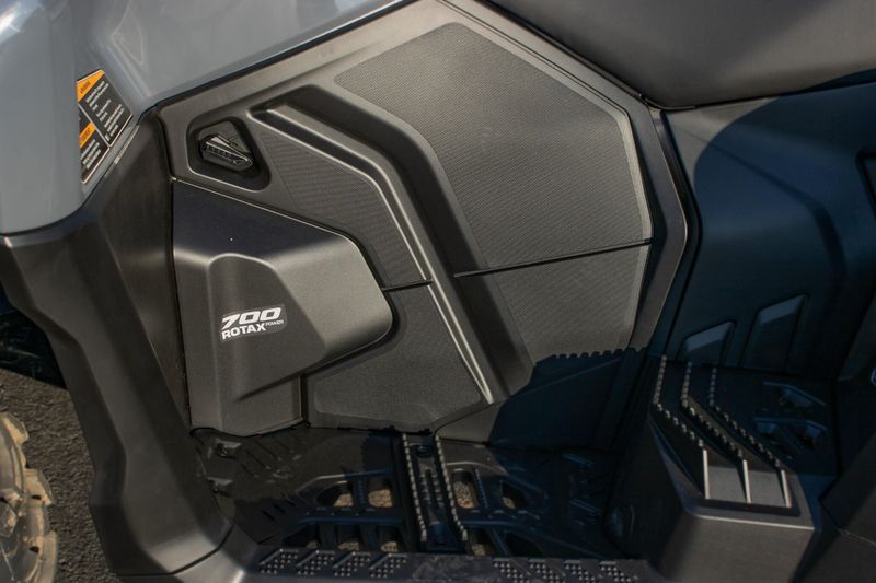 NEW 2026 CAN-AM OUTLANDER MAX DPS 700 Image 16