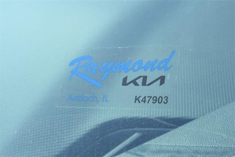 New 2025 Kia Niro SXImage 38