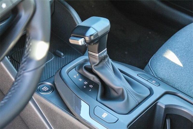 New 2025 Kia K4 EXImage 20