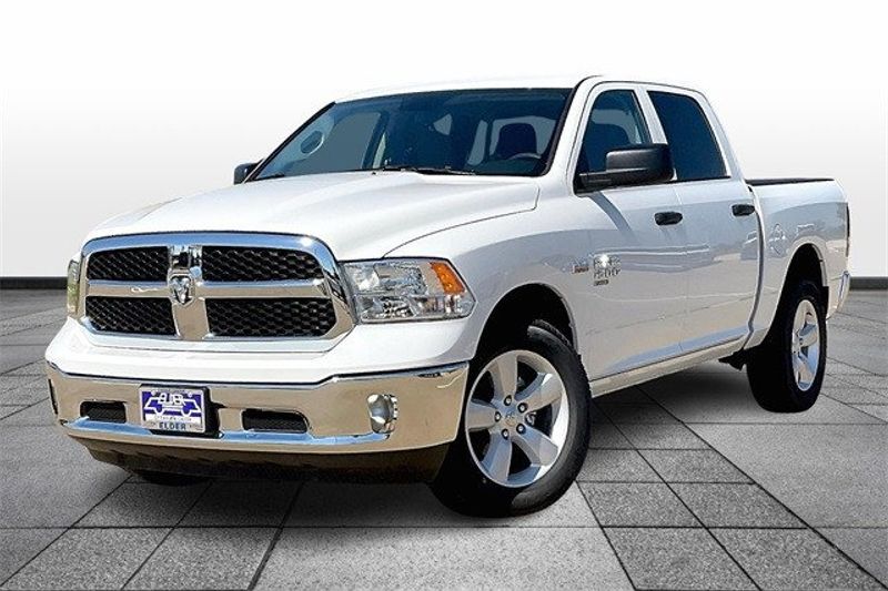 2024 RAM 1500 Classic Tradesman Crew Cab 4x4 5