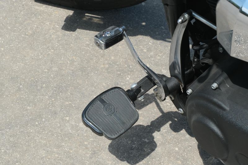 Used 2015 HARLEY DYNA FAT BOB MAROON Image 17