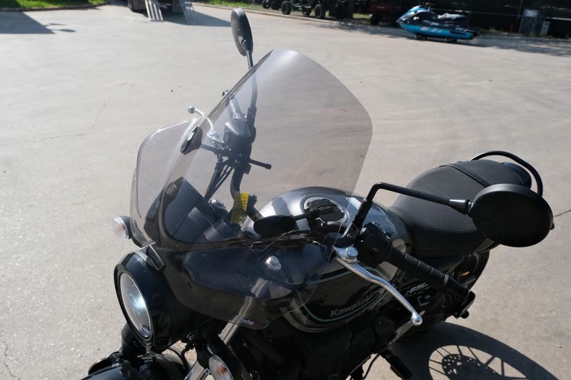 2023 Kawasaki Z650RS METALLIC MOONDUST GRAY AND EBONY Image 20