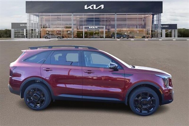 2025 Kia Sorento X-Line EXImage 2