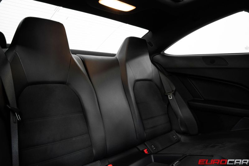 2012 Mercedes-Benz C-Class C 63 AMG *CARBON INTERIOR TRIM * SUNROOF*Image 35