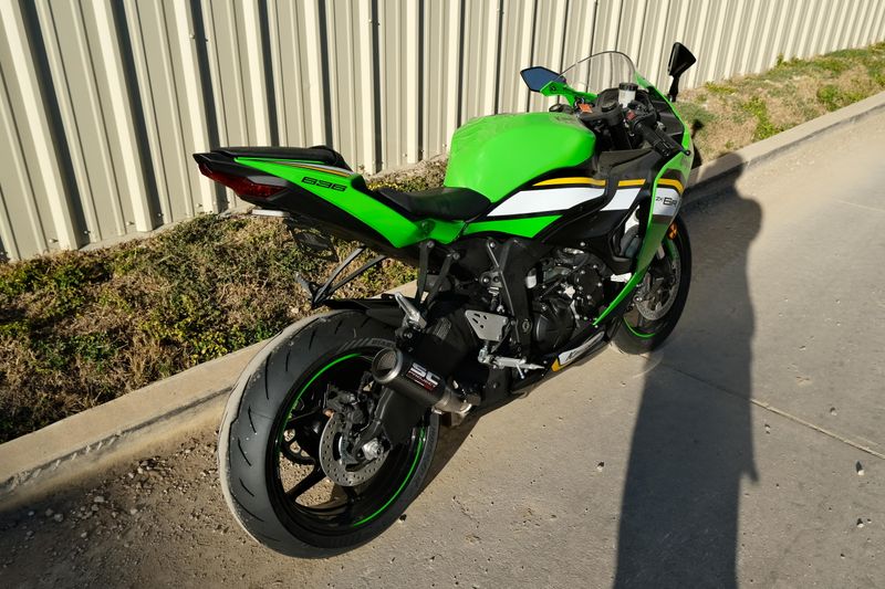 NEW 2025 KAWASAKI NINJA ZX6R KRT EDITION ABS Image 3