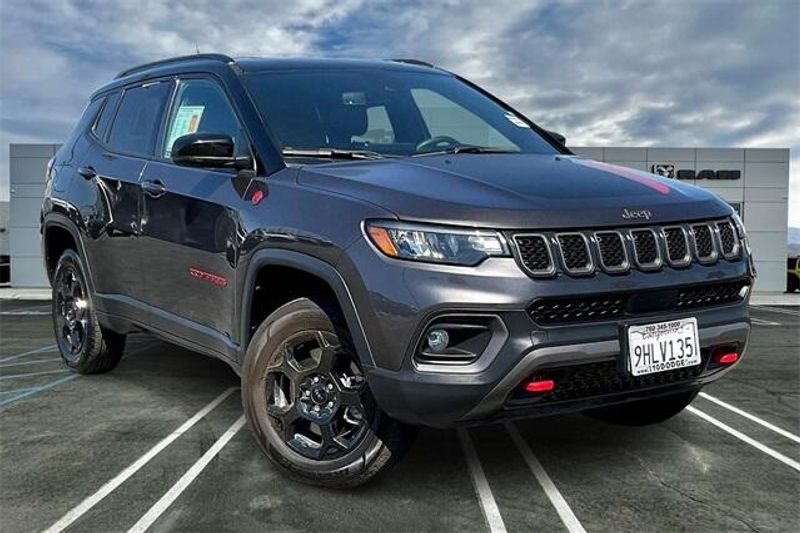 2023 Jeep Compass Trailhawk photo 10