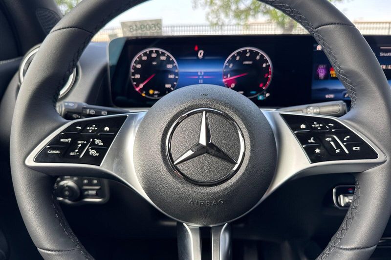 New 2026 Mercedes-Benz GLB 250Image 20