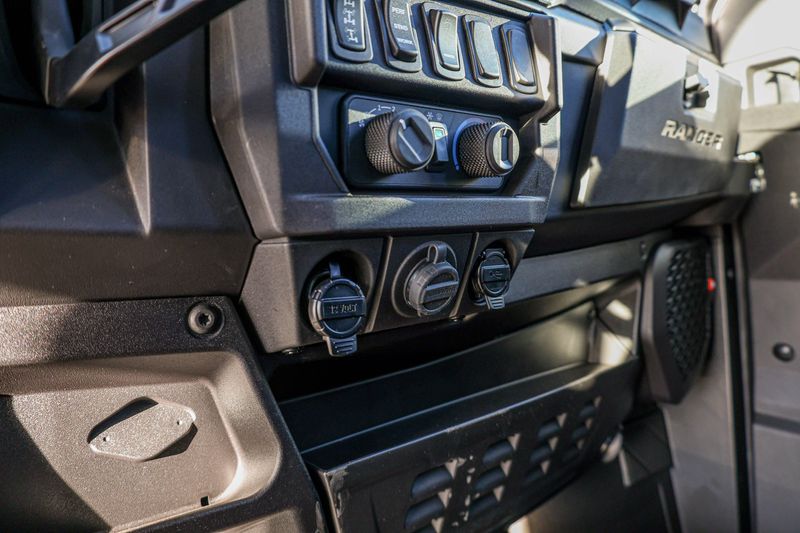 NEW 2026 POLARIS RANGER CREW XP 1000 NORTHSTAR EDITION PREMIUM Image 24
