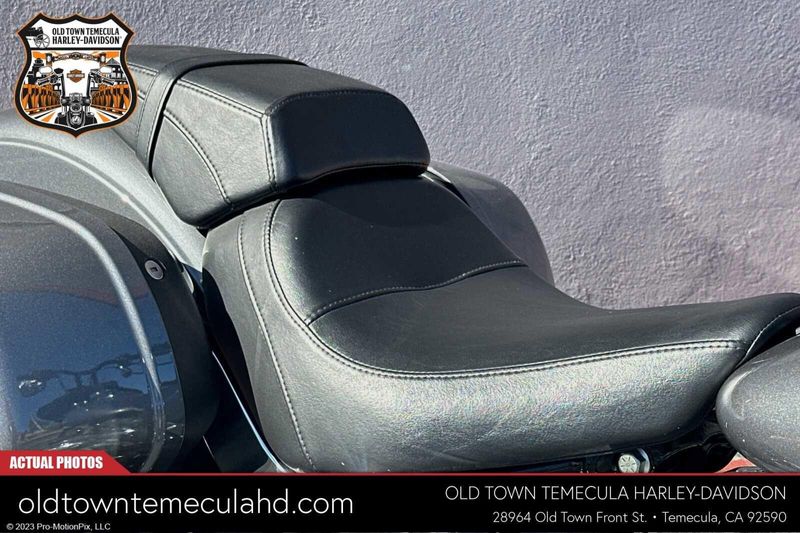 2021 Harley-Davidson Softail in a GAUNTLET GRAY METALLIC exterior color. BMW Motorcycles of Temecula – Southern California (951) 506-6903 bmwmotorcyclesoftemecula.com 