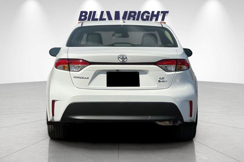New 2027 Toyota Corolla Hybrid LEImage 4