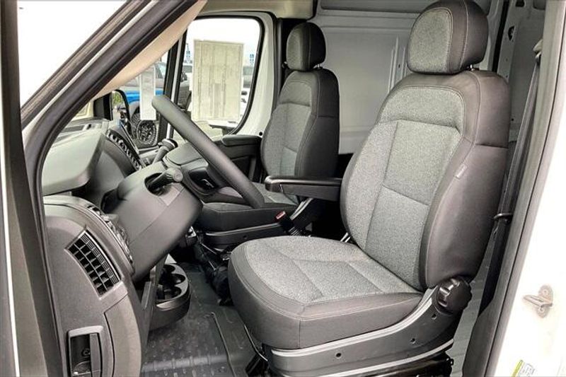 New 2025 RAM Promaster 1500 Tradesman Cargo Van High Roof 136