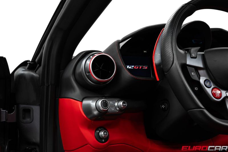 2022 Ferrari 812 GTS *FULL BODY MATTE BLACK WRAP * FRONT LIFT*Image 28