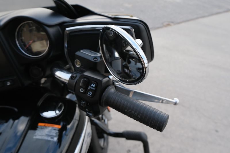 USED 2022 INDIAN MOTORCYCLE CHIEFTAIN Image 10