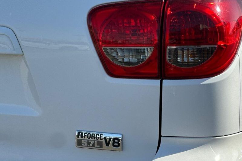 Used 2013 Toyota Sequoia SR5Image 23