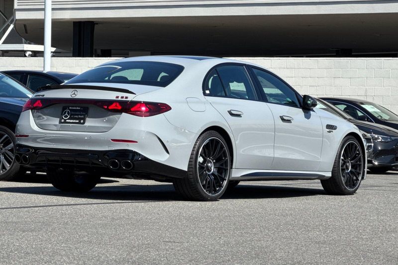 New 2027 Mercedes-Benz E-Class E 53 AMGImage 4
