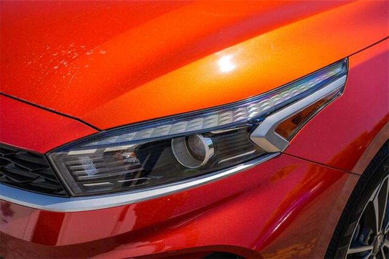 2024 Kia Forte LXSImage 10