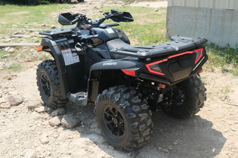 2025 CFMOTO CFORCE 600 NEBULA BLACK Image 4