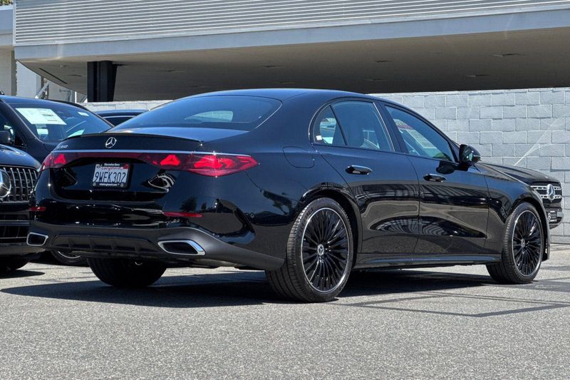 Used 2026 Mercedes-Benz E-Class E 350Image 4