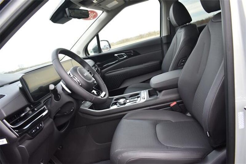 New 2025 Kia Carnival Hybrid SX PrestigeImage 27