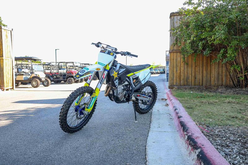 USED 2021 HUSQVARNA FC 450 ROCKSTAR EDITION Image 15