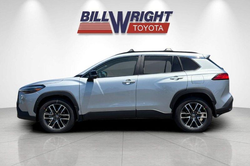 New 2026 Toyota Corolla Cross XLEImage 6