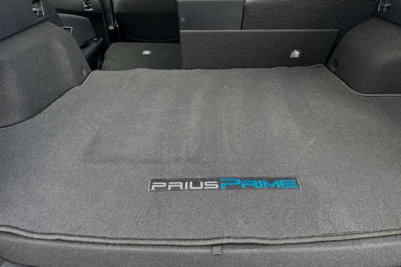 2018 Toyota Prius Prime PlusImage 12