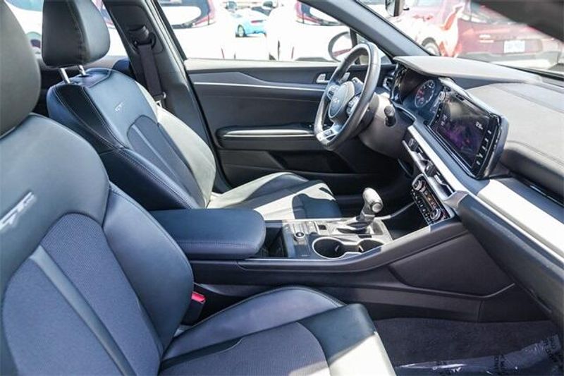 2022 Kia K5 GT-LineImage 17