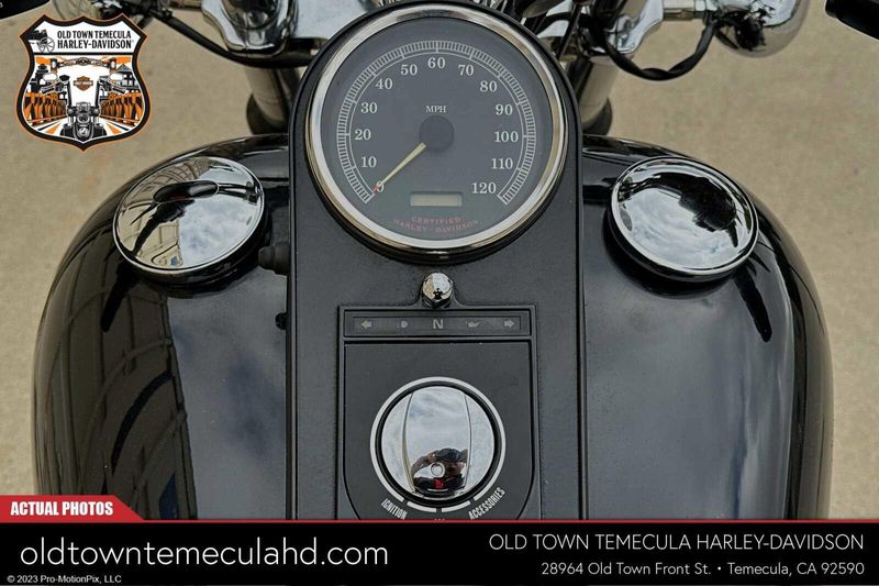 2001 Harley-Davidson FXSTB   in a VIVID BLACK exterior color. BMW Motorcycles of Temecula – Southern California (951) 506-6903 bmwmotorcyclesoftemecula.com 