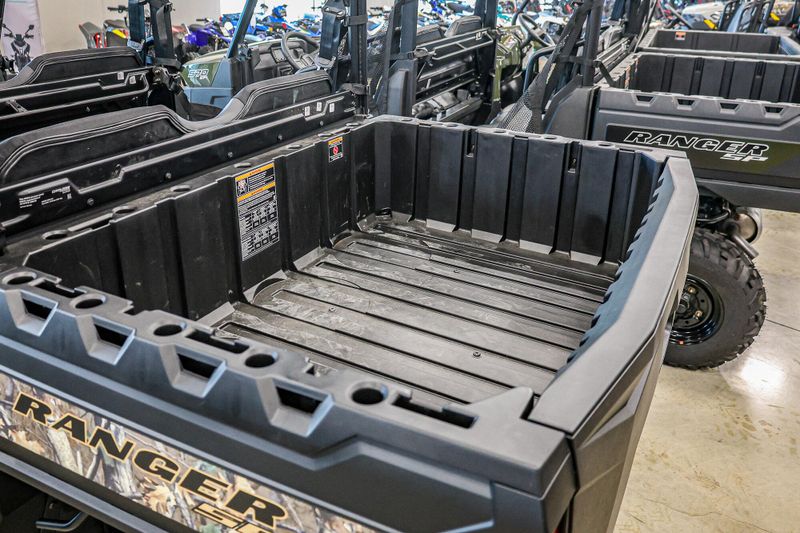 2025 Polaris RANGER CREW SP 570 PREMIUM  SAND DUNE Image 9