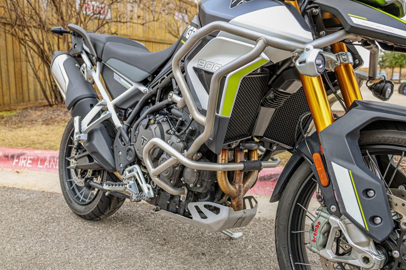USED 2024 TRIUMPH TIGER 900 RALLY PRO RALLY ARAGON EDITION Image 5