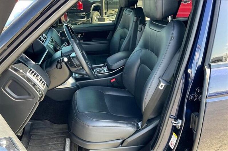 2021 Land Rover Range Rover WestminsterImage 23