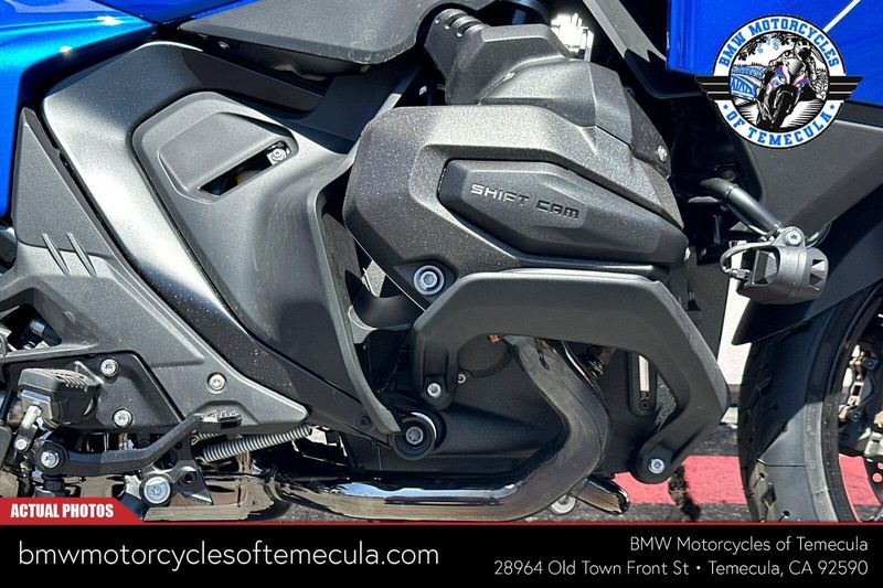 2026 BMW R 1300 RTImage 11