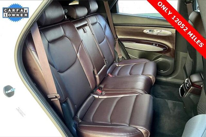 Used 2023 Genesis GV70 2.5T AdvancedImage 26